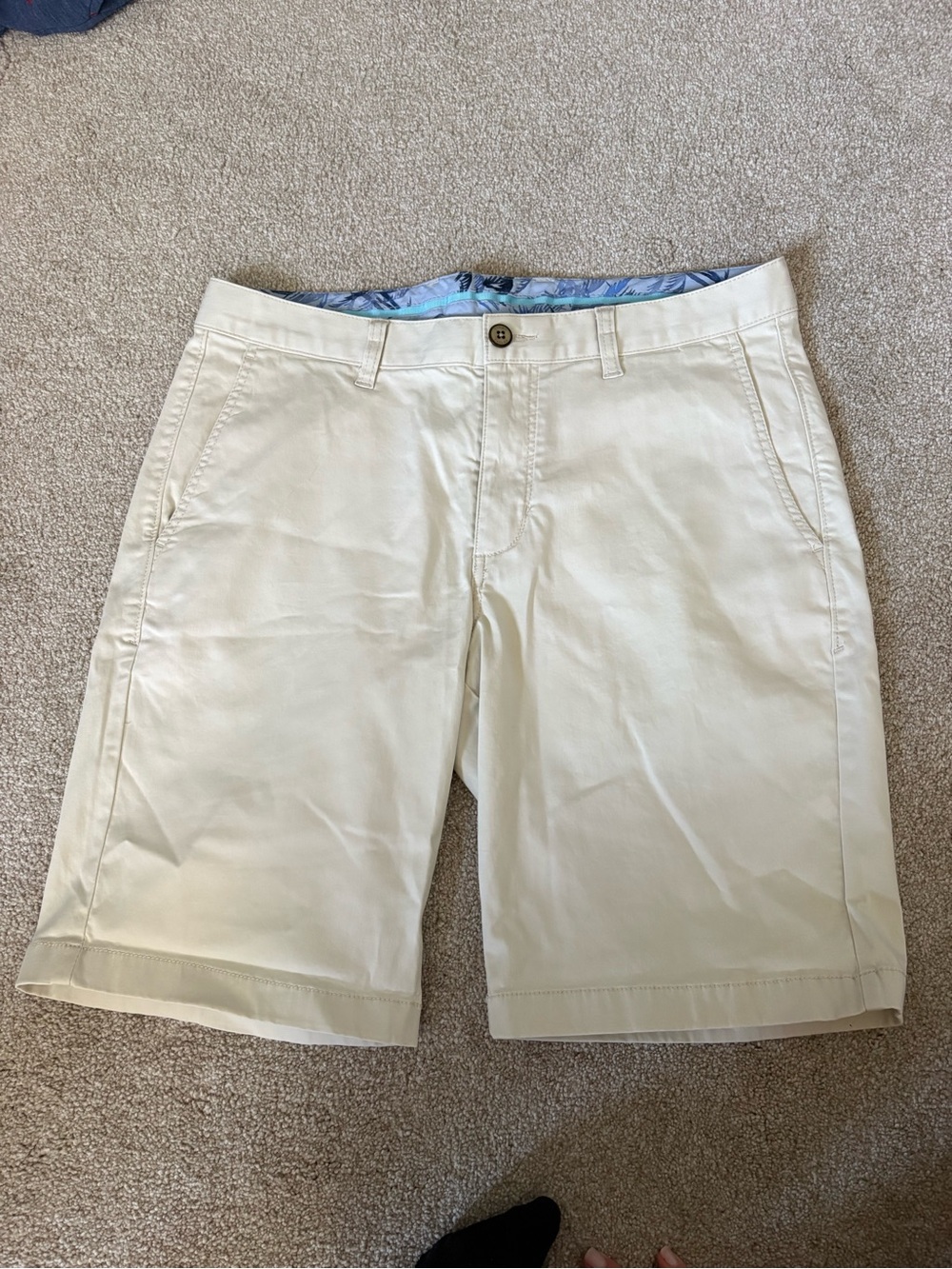 Tommy Bahama Men's Cream/White Shorts
